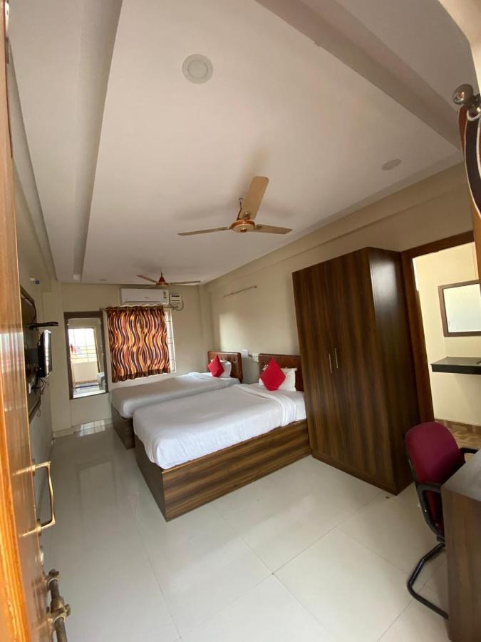 Hotel Renuka Visakhapatnam Exterior photo